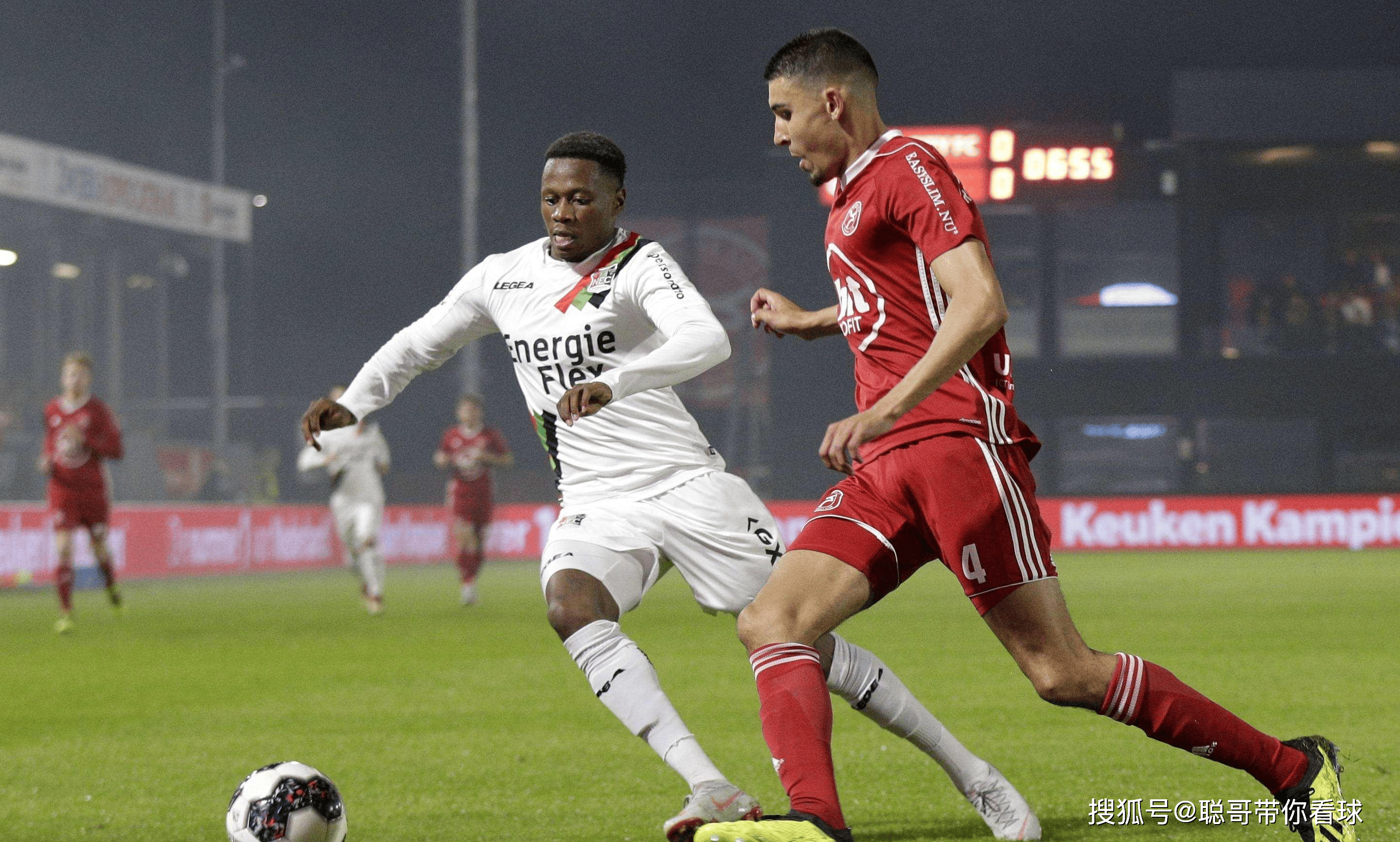 米兰体育-赛前阿贾克斯战术微调——法甲节点到来，引发热议，赛季目标并未改变的简单介绍